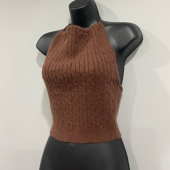 Cable Knit Halter Tie Tank - Picture 5 of 7